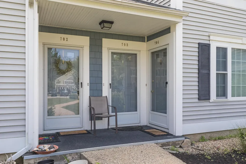 703 Springbrook Circle Portsmouth NH 03801