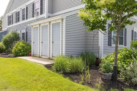 703 Springbrook Circle Portsmouth NH 03801