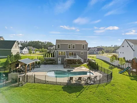 16 Daniels Drive Lee NH 03861
