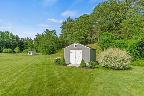 16 Daniels Drive Lee NH 03861