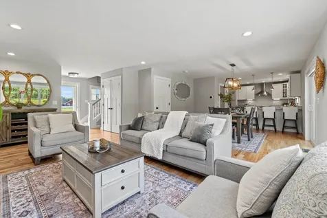 16 Daniels Drive Lee NH 03861