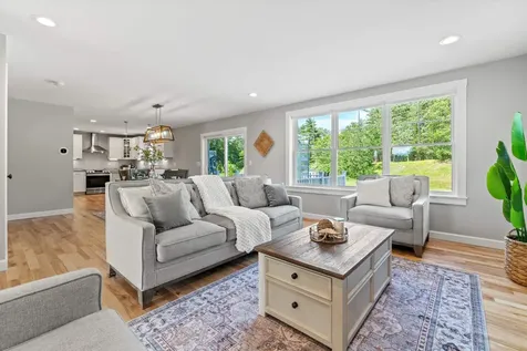 16 Daniels Drive Lee NH 03861