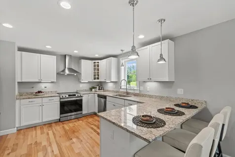 16 Daniels Drive Lee NH 03861