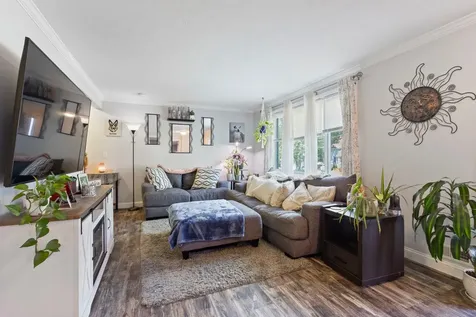 13 Rangers Drive Hudson NH 03051