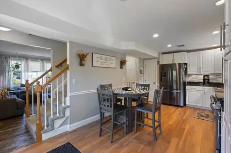 13 Rangers Drive Hudson NH 03051