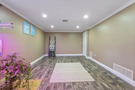 13 Rangers Drive Hudson NH 03051