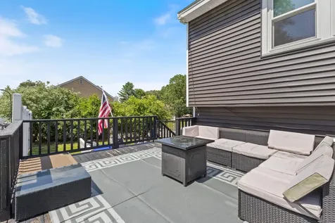 13 Rangers Drive Hudson NH 03051