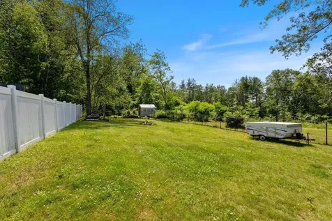 13 Rangers Drive Hudson NH 03051