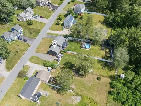 13 Rangers Drive Hudson NH 03051