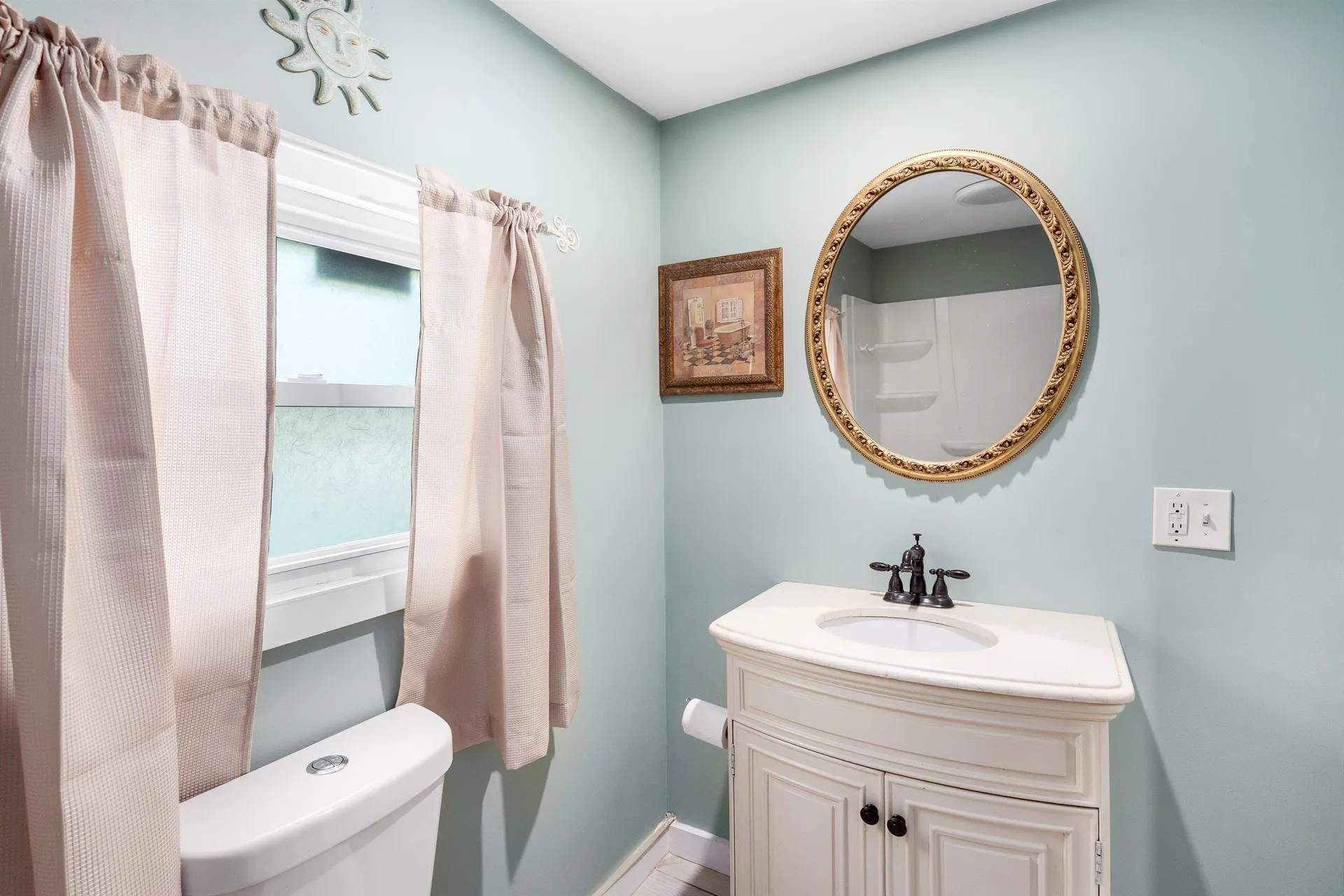 8 Bush Avenue Allenstown NH 03275