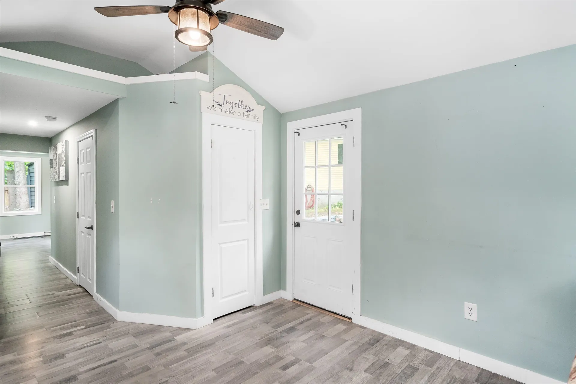 8 Bush Avenue Allenstown NH 03275