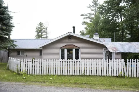40 Barton Road Piermont NH 03779