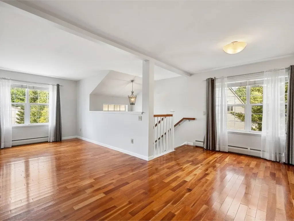 137 Stonington Circle South Burlington VT 05403