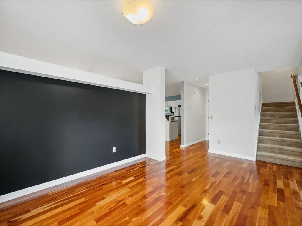 137 Stonington Circle South Burlington VT 05403