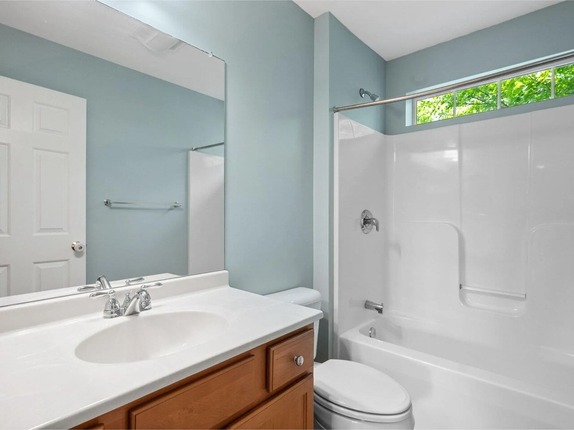 137 Stonington Circle South Burlington VT 05403