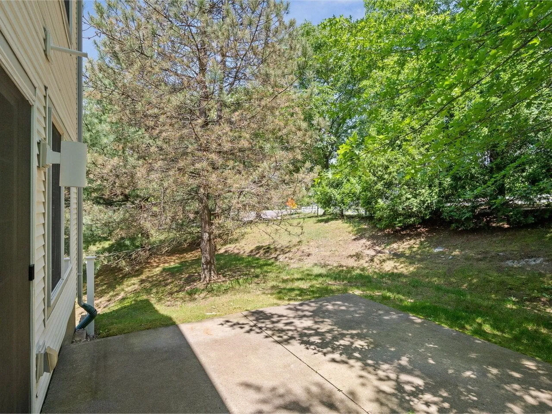 137 Stonington Circle South Burlington VT 05403