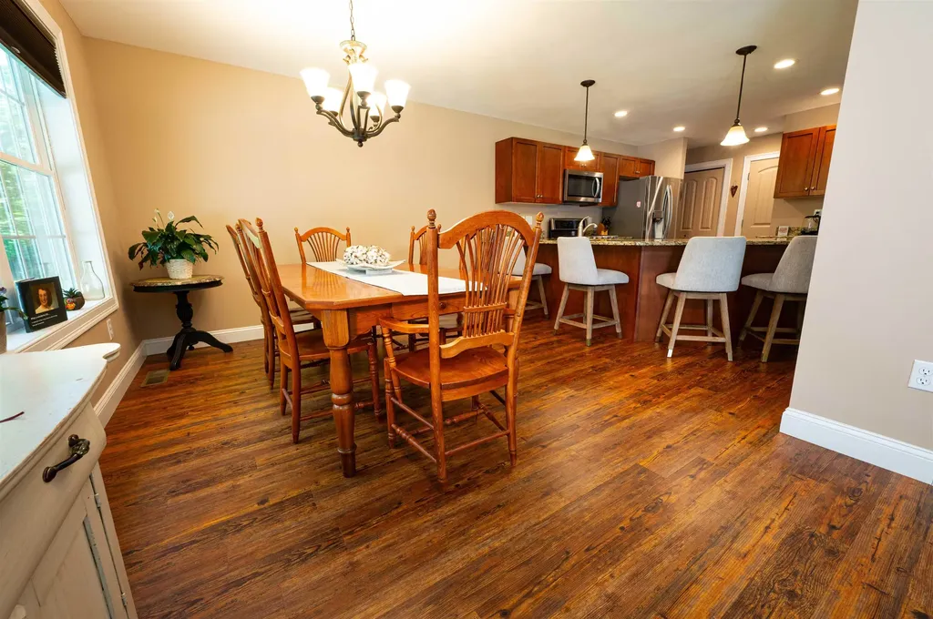 91 Pineview Drive Candia NH 03034