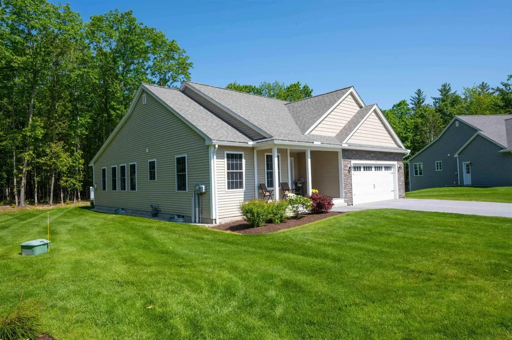 91 Pineview Drive Candia NH 03034