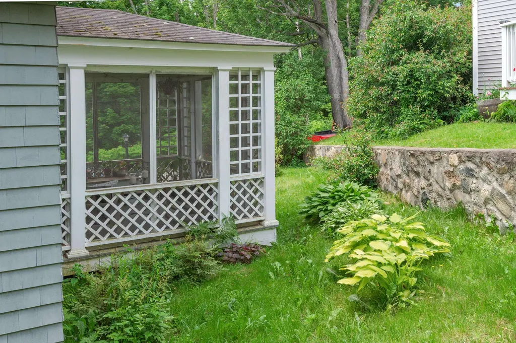 216 Prospect Street Berlin NH 03570