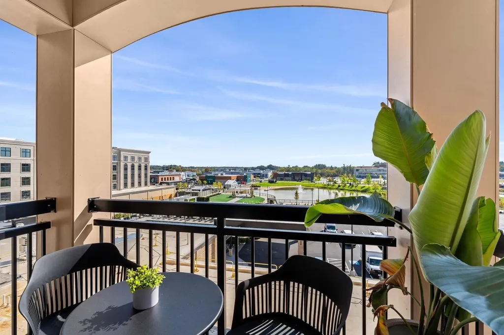 18 Artisan Drive Salem NH 03079