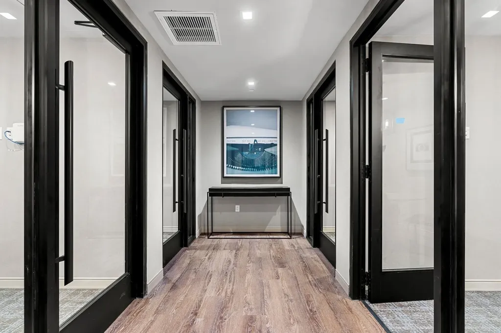 18 Artisan Drive Salem NH 03079