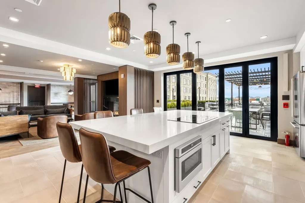 18 Artisan Drive Salem NH 03079