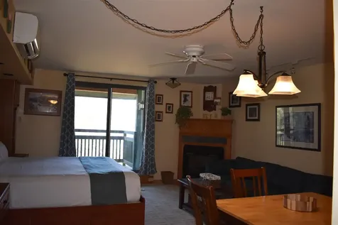 Liftside 18 At Smugglers Notch Resort Cambridge VT 05464