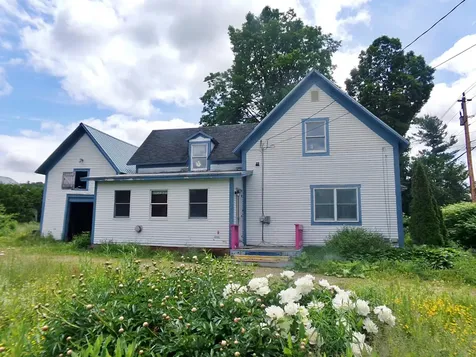 67 Eastern Avenue Newport Town VT 05857