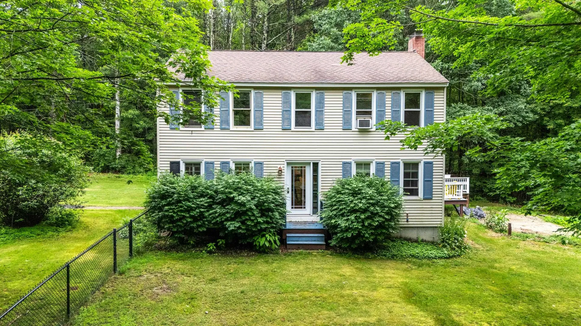 28 Haynes Road Deerfield NH 03037