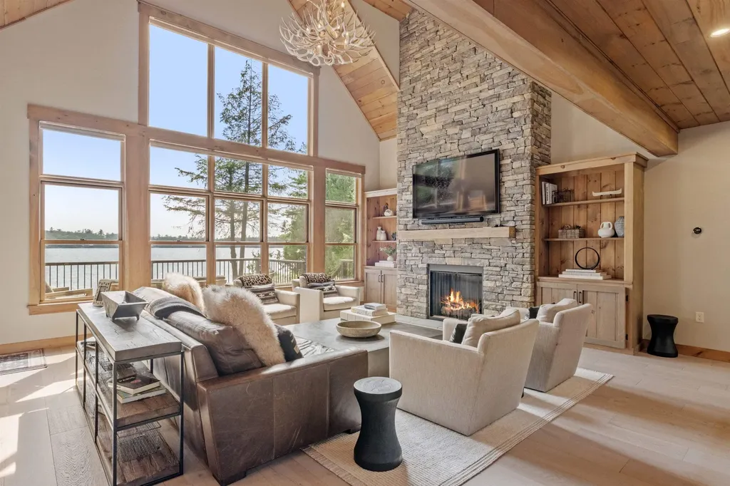 79 Echo Landing Road Moultonborough NH 03254