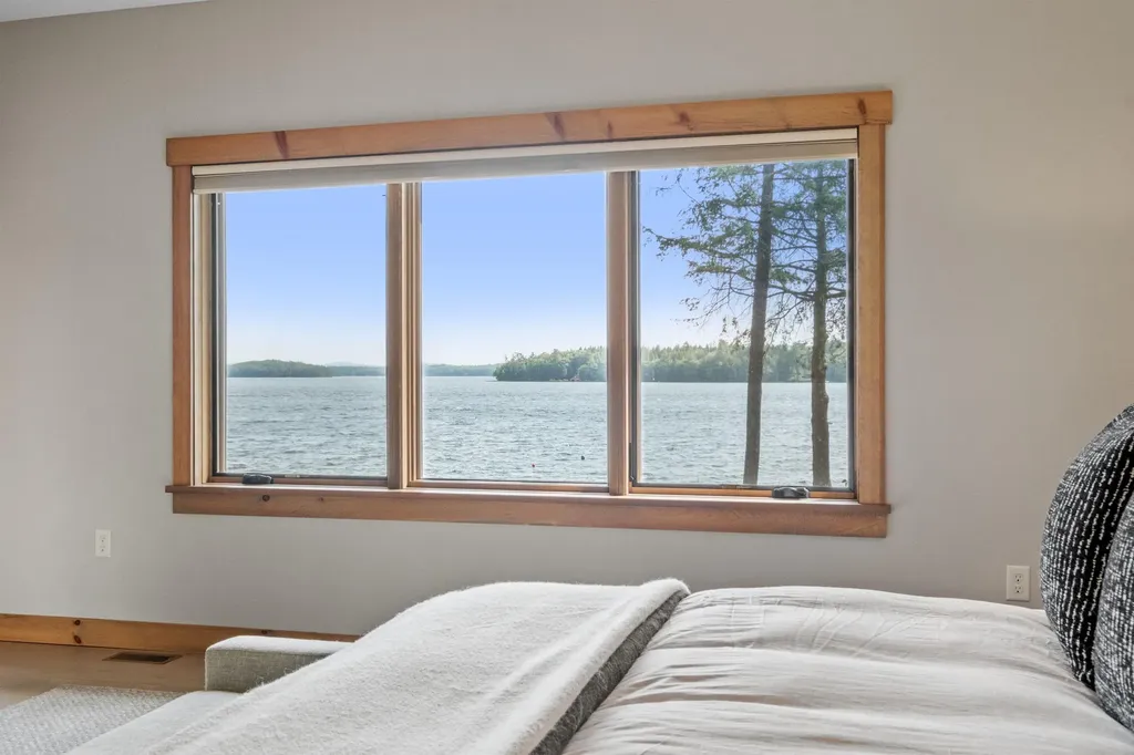79 Echo Landing Road Moultonborough NH 03254