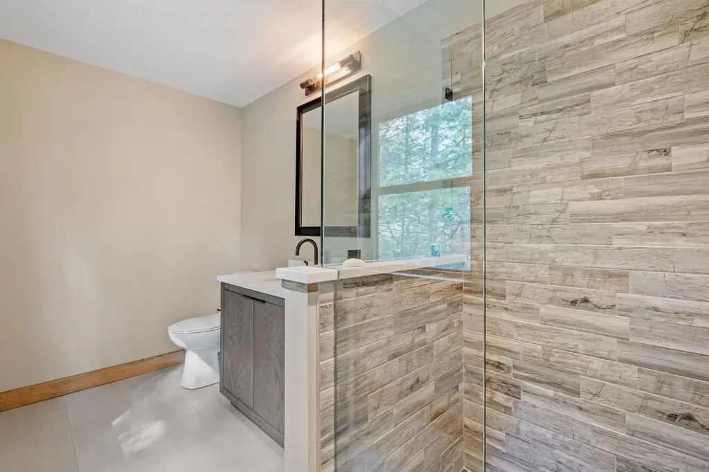 79 Echo Landing Road Moultonborough NH 03254