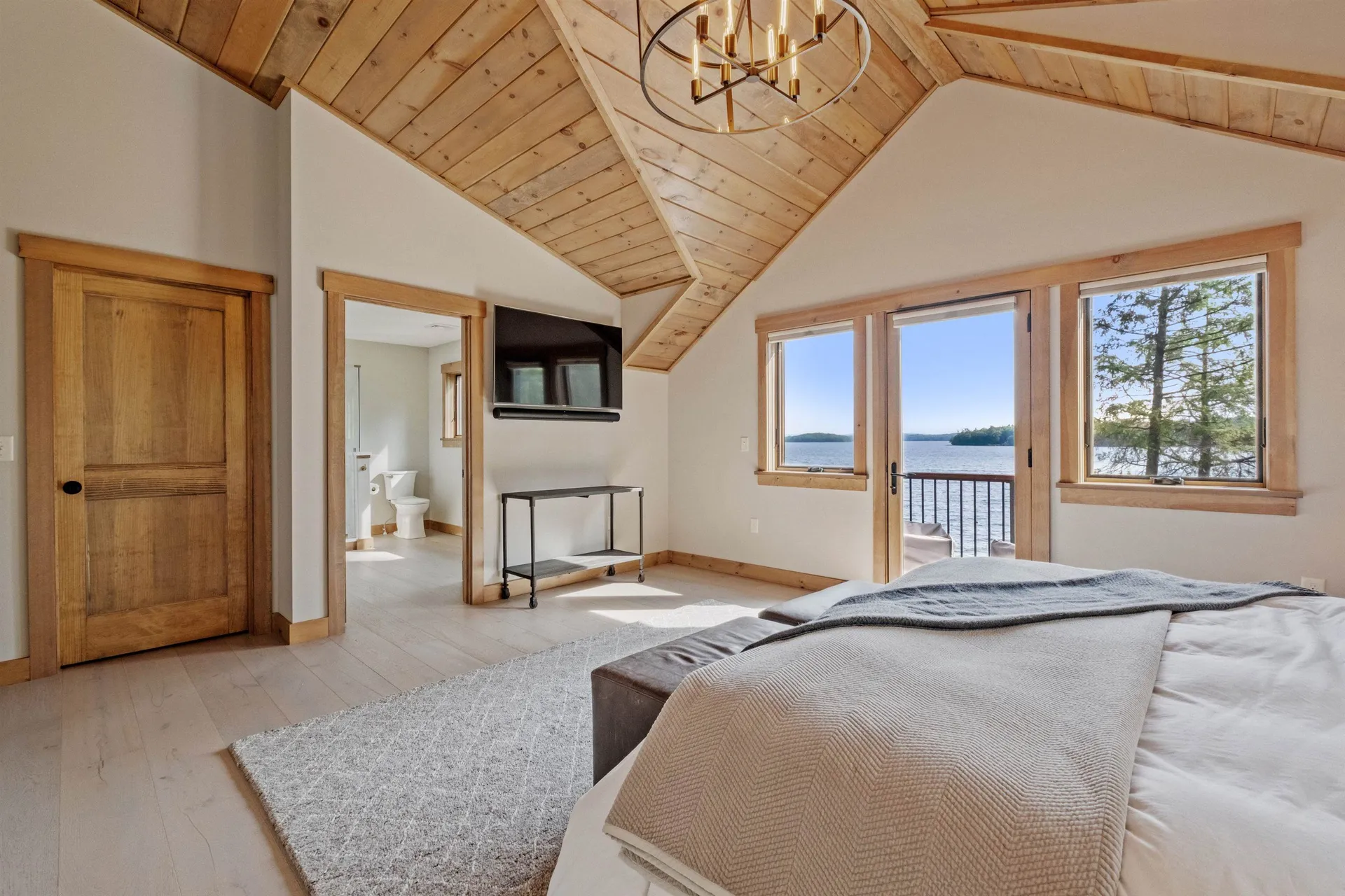 79 Echo Landing Road Moultonborough NH 03254