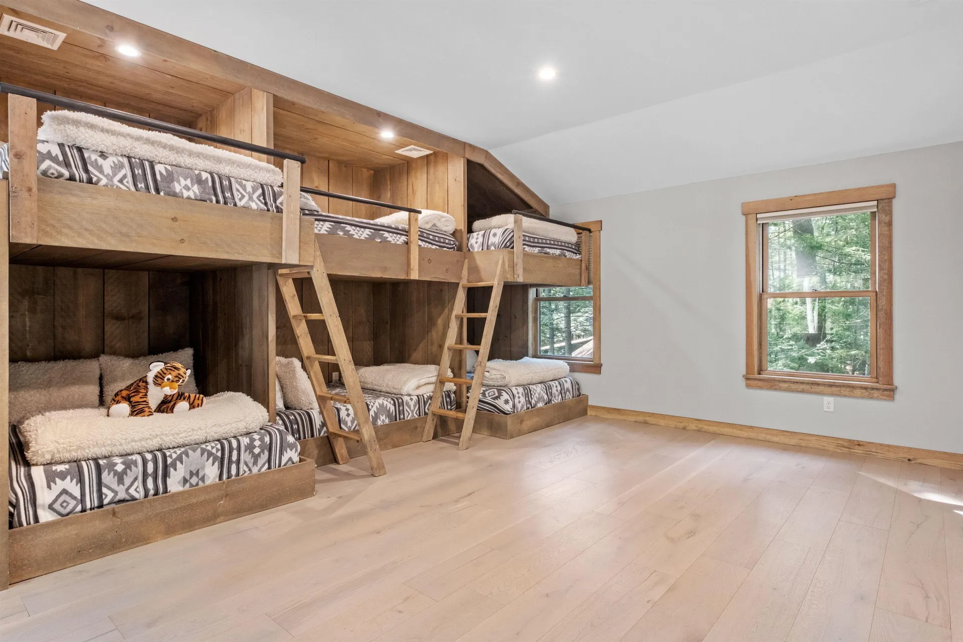 79 Echo Landing Road Moultonborough NH 03254