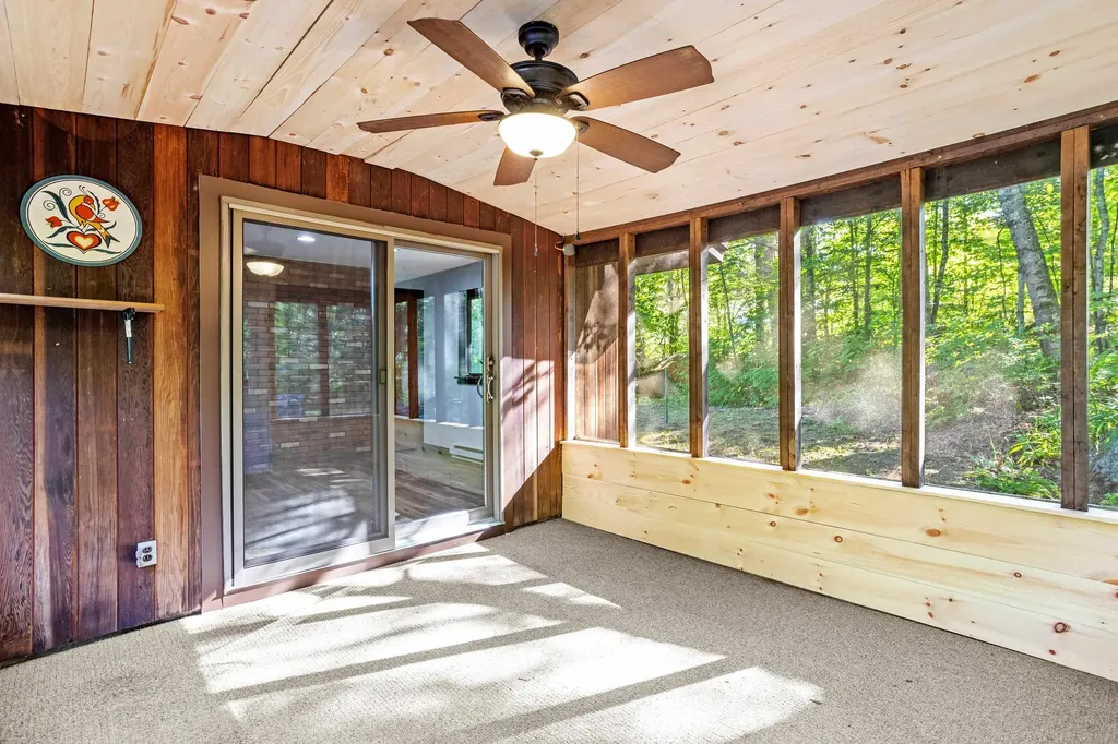 1025 Concord Stage Road Weare NH 03281