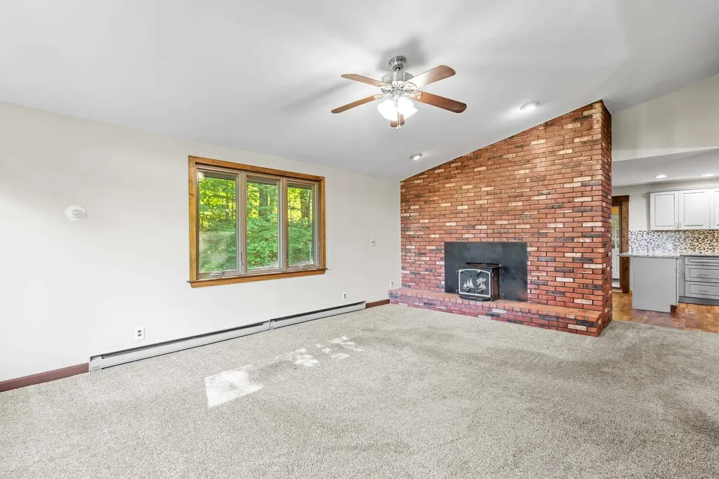 1025 Concord Stage Road Weare NH 03281