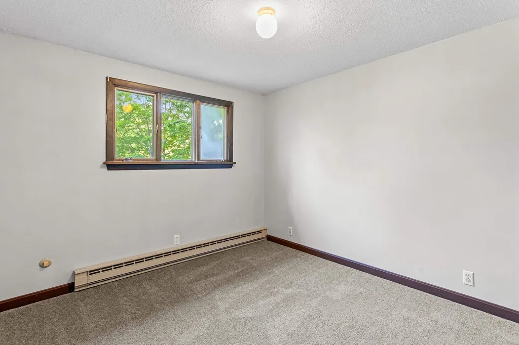 1025 Concord Stage Road Weare NH 03281