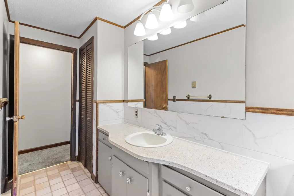 1025 Concord Stage Road Weare NH 03281