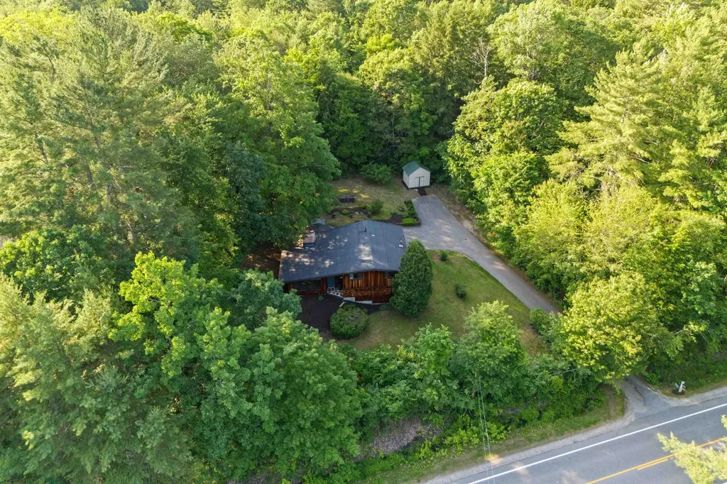 1025 Concord Stage Road Weare NH 03281