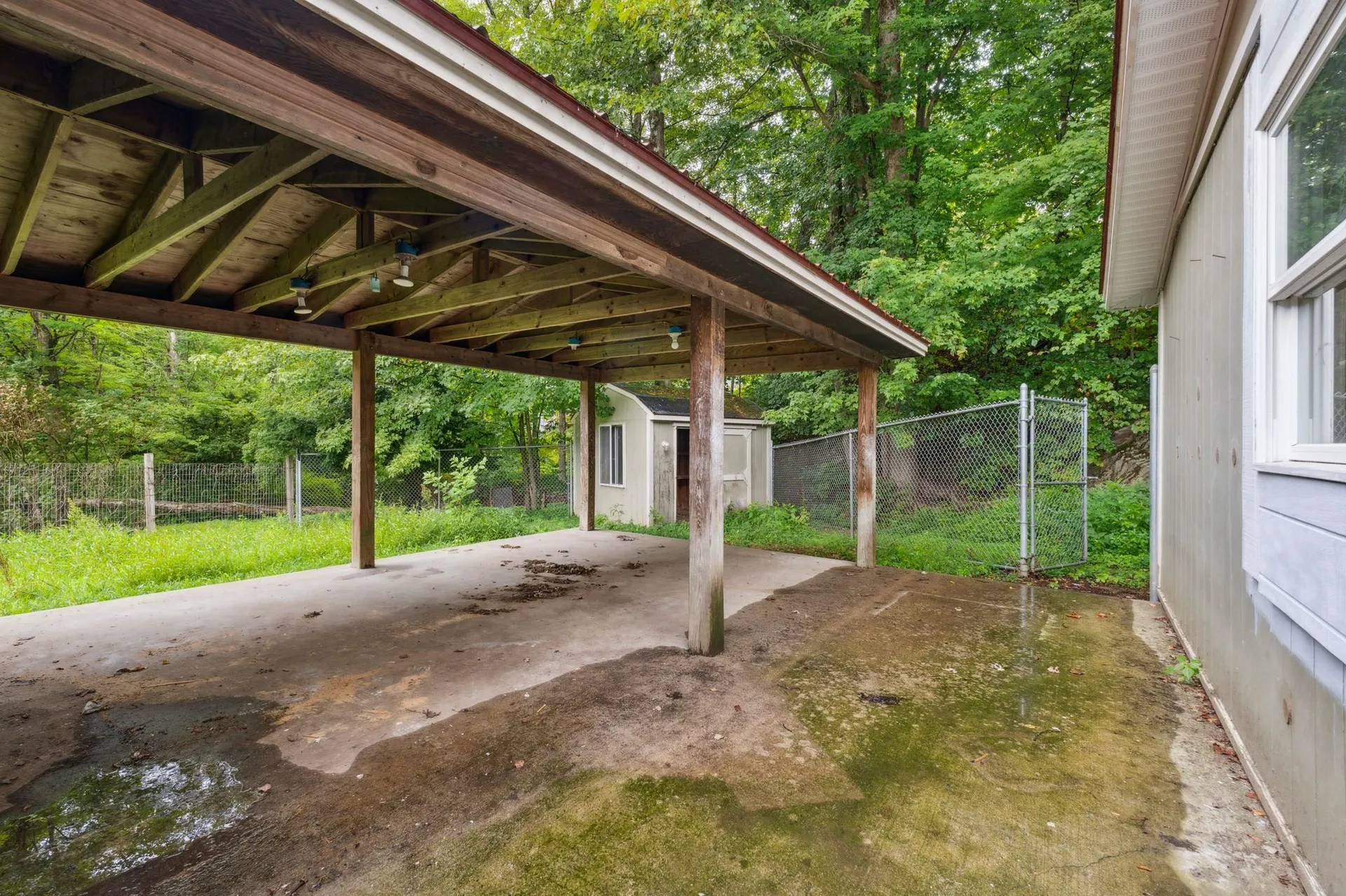 16 Brierbrook Lane Springfield VT 05156