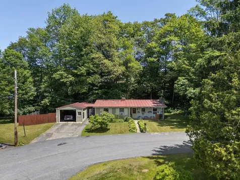 16 Brierbrook Lane Springfield VT 05156
