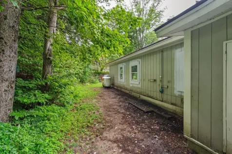 16 Brierbrook Lane Springfield VT 05156