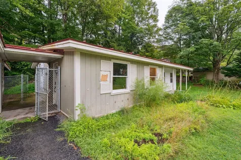 16 Brierbrook Lane Springfield VT 05156