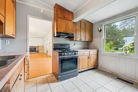 16 Brierbrook Lane Springfield VT 05156