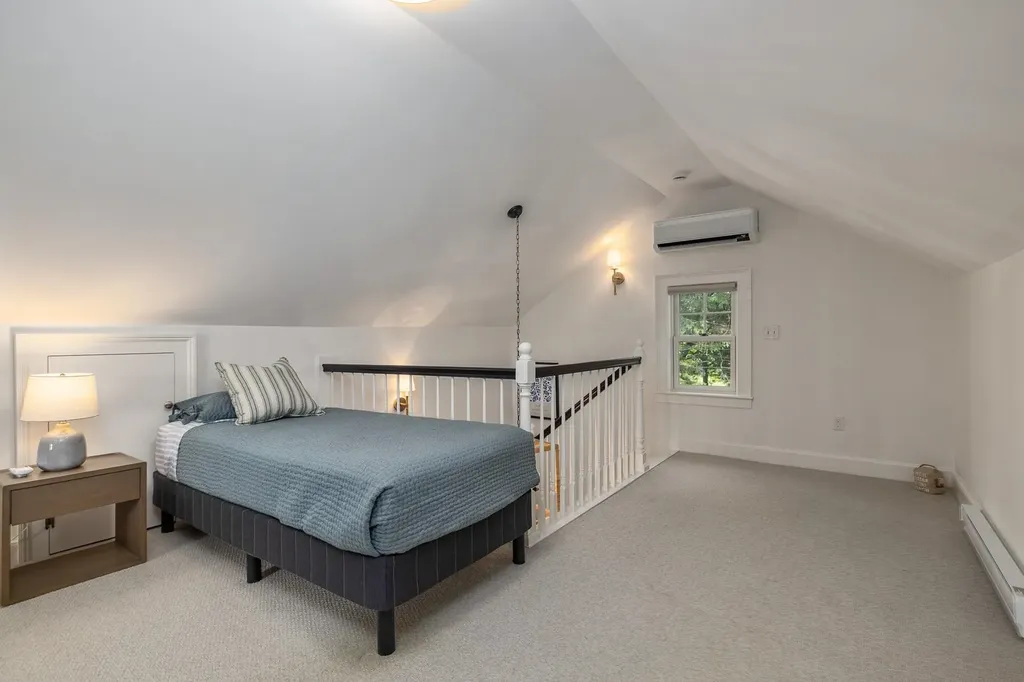 45 Atlantic Avenue North Hampton NH 03862