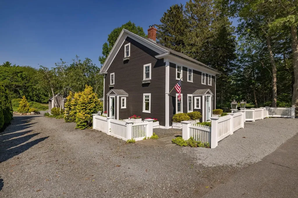 45 Atlantic Avenue North Hampton NH 03862