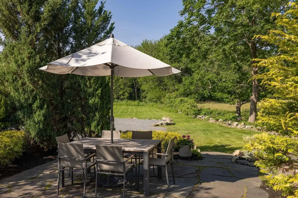 45 Atlantic Avenue North Hampton NH 03862