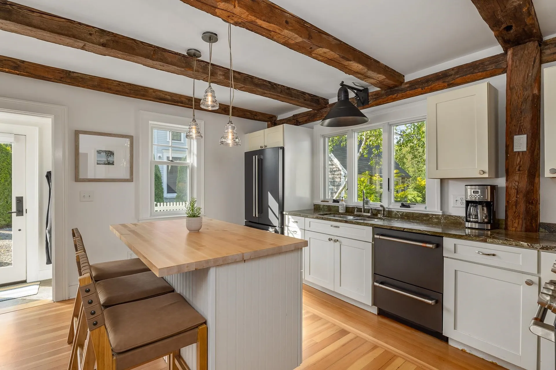 45 Atlantic Avenue North Hampton NH 03862