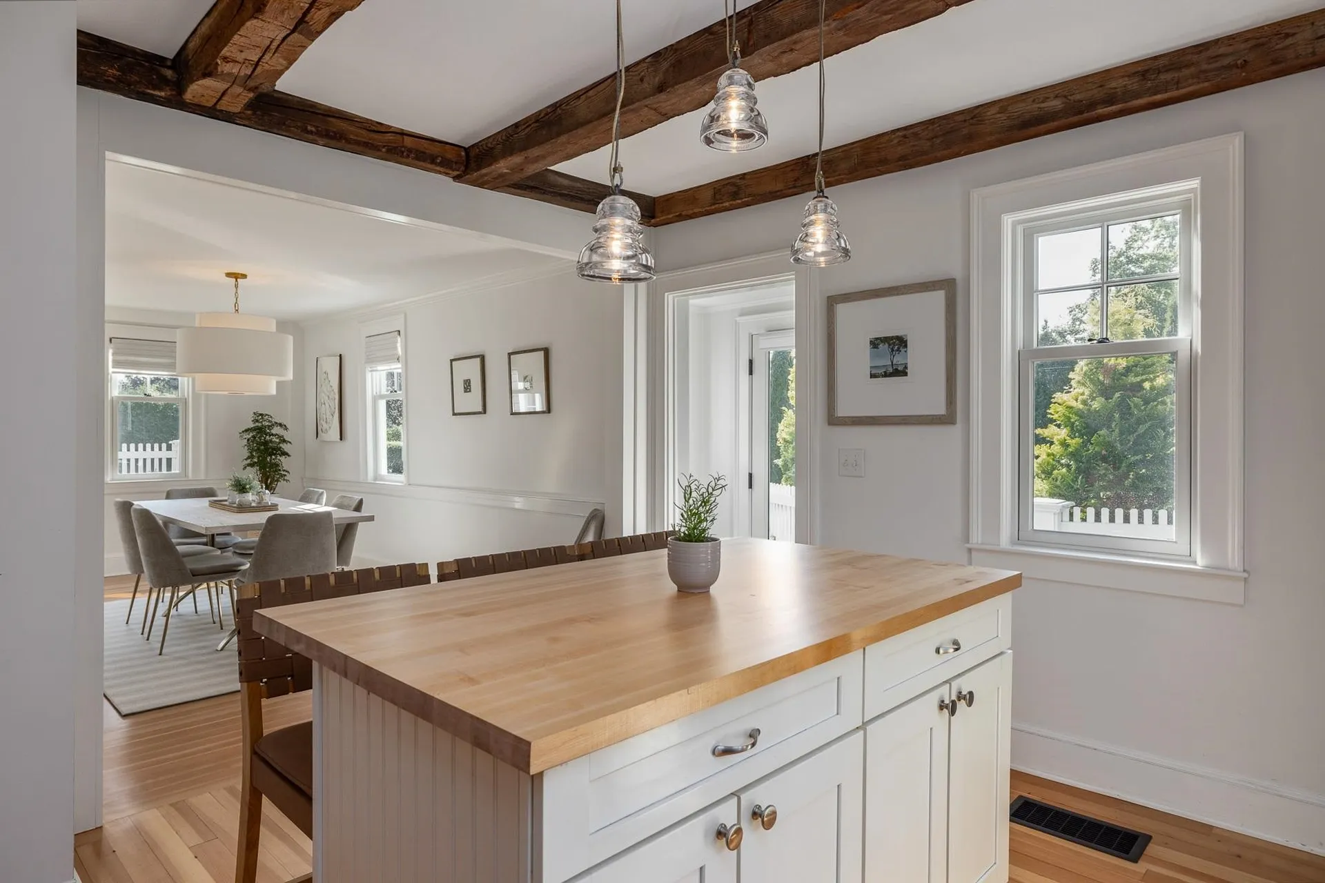 45 Atlantic Avenue North Hampton NH 03862