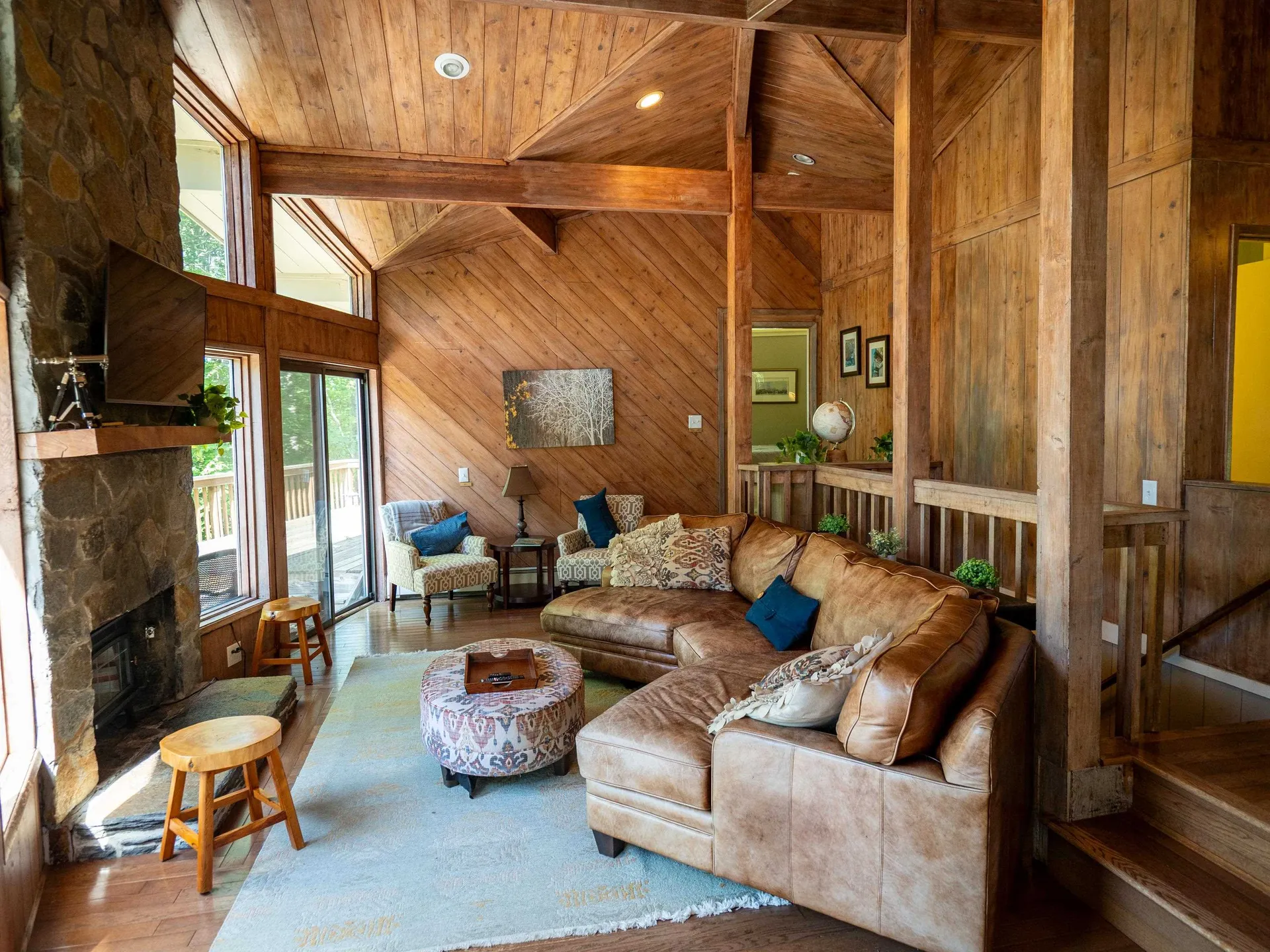 166 Robbins Hill Hartford VT 05059